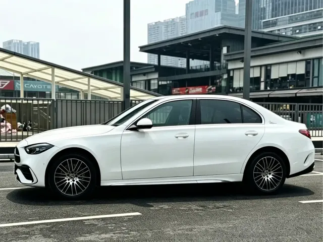 Mercedes-Benz C-Class — Фото автомобиля 4