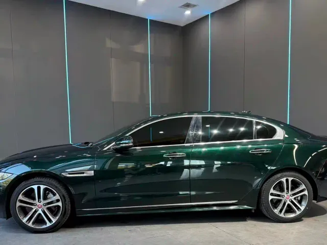 Jaguar XEL — Фото автомобиля 5