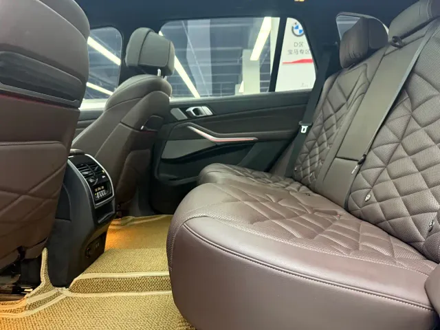 BMW X5 — Фото автомобиля 12