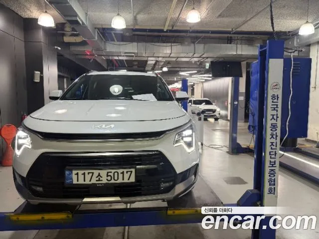 Фотография автомобиля — Kia Niro The All New