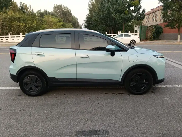 Geely Geometry E Firefly — Фото автомобиля 4