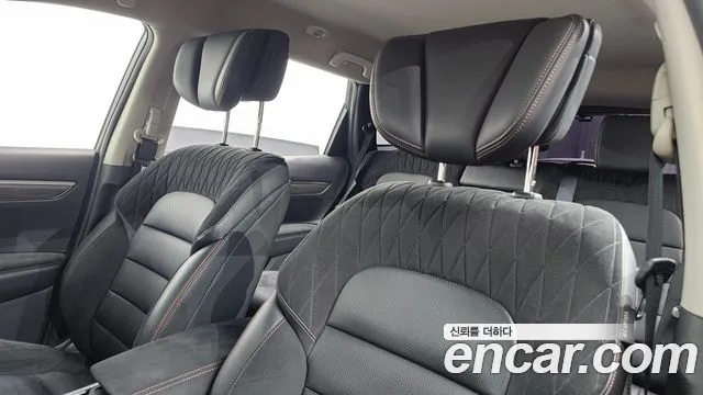 Renault-KoreaSamsung QM6 Новый QM6 2.0 LPe Première 2WD — Фото автомобиля 16