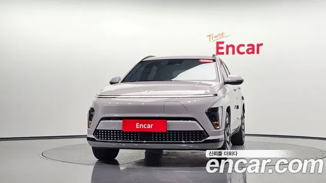 Hyundai Kona SX2 — Фото автомобиля 3