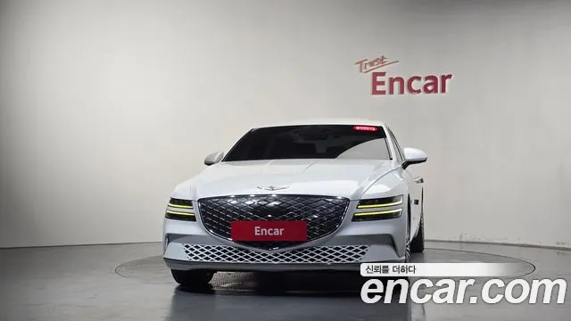 Genesis G80 RG3 — Фото автомобиля 3
