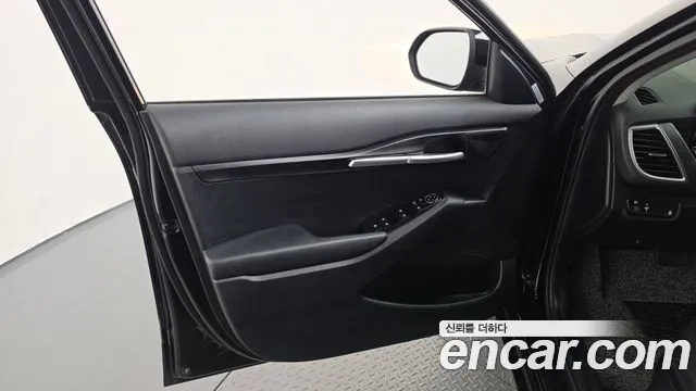 Kia Seltos Бензин 1.6 турбо 2WD — Фото автомобиля 24