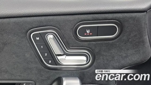 Mercedes-Benz A-Class — Фото автомобиля 29