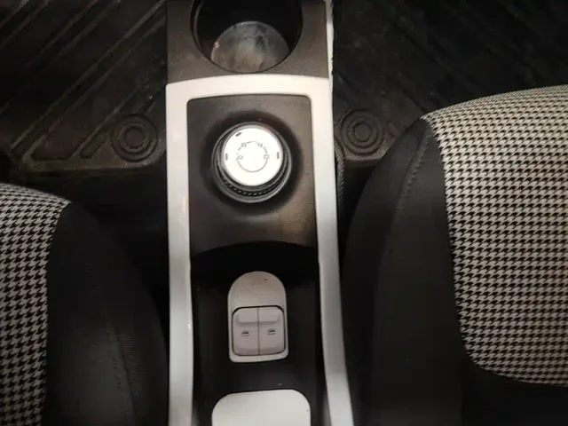 Wuling Hongguang Mini EV — Фото автомобиля 13
