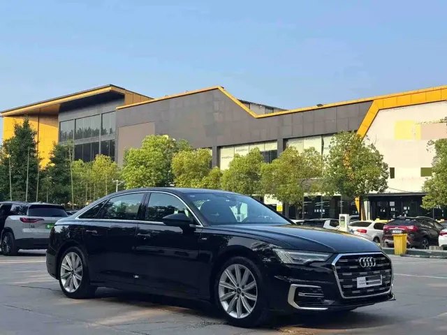 Audi A6L — Фото автомобиля 3