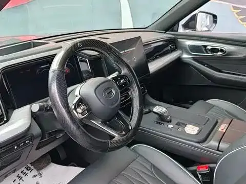 GAC Trumpchi GS8 — Фото автомобиля 11