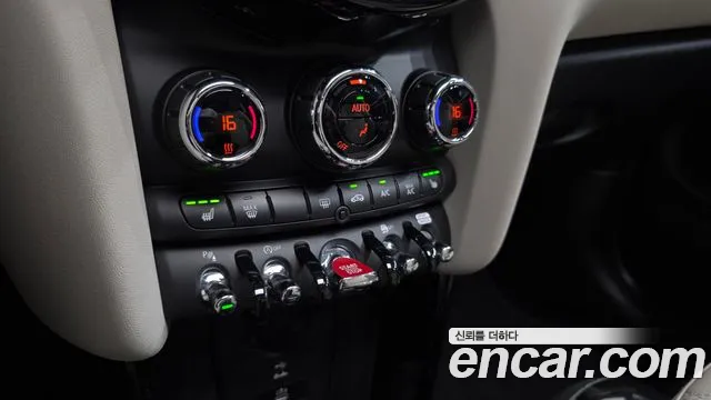 MINI Cooper — Фото автомобиля 24