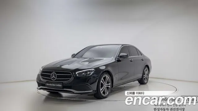 Фотография автомобиля — Mercedes-Benz E-Class W213