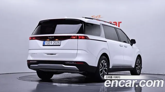 Kia Carnival 4th Gen — Фото автомобиля 2