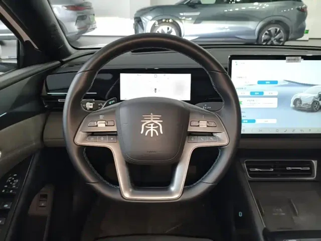BYD Qin L — Фото автомобиля 10