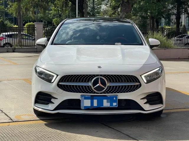Mercedes-Benz A-Class — Фото автомобиля 3