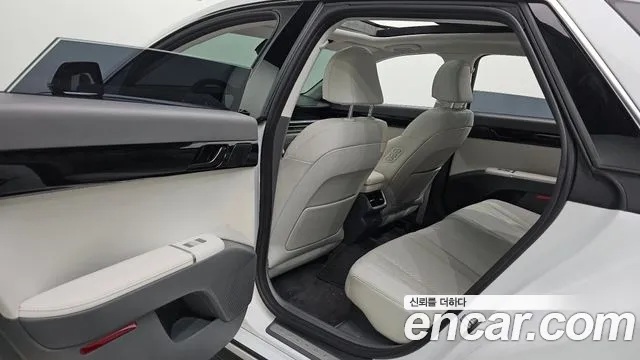 Hyundai Grandeur GN7 — Фото автомобиля 16
