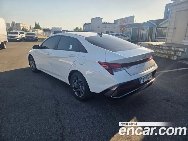 Hyundai AVANTE Новый Avante (CN7) — Фото автомобиля 4