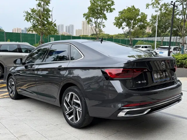 Volkswagen Sagitar — Фото автомобиля 12