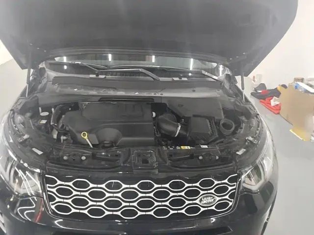 Land Rover Discovery Sport — Фото автомобиля 15