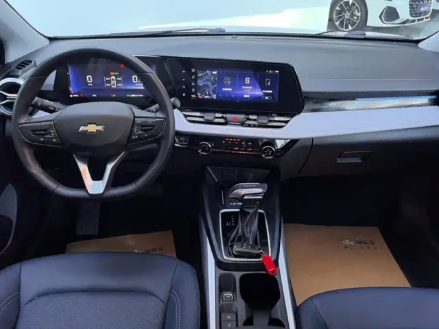 Chevrolet Monza — Фото автомобиля 12