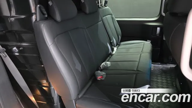 Hyundai Staria — Фото автомобиля 12
