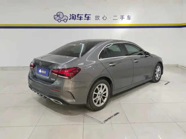 Mercedes-Benz A-Class — Фото автомобиля 3