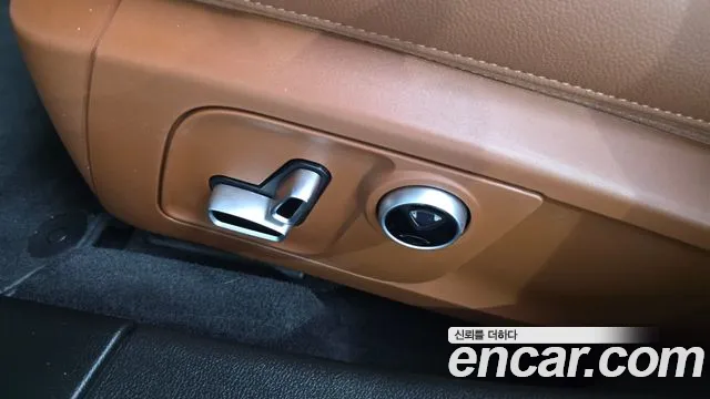 Maserati Ghibli Ghibli — Фото автомобиля 23