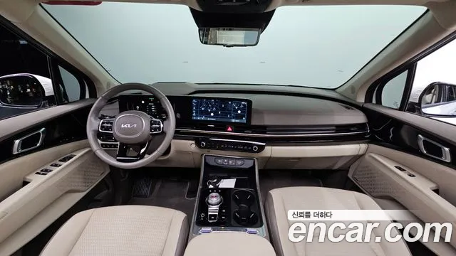 Kia Carnival Generation 4 — Фото автомобиля 9