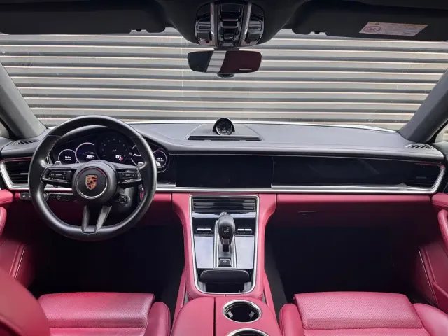 Porsche Panamera — Фото автомобиля 11