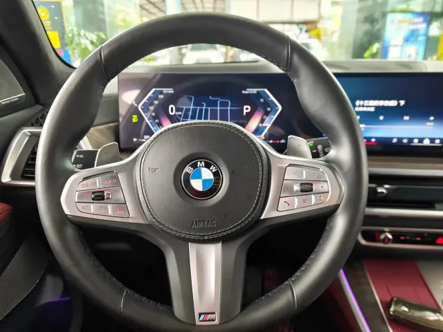 BMW X5 — Фото автомобиля 10