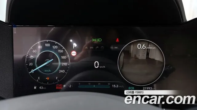 Hyundai AVANTE Новый Avante (CN7) — Фото автомобиля 8