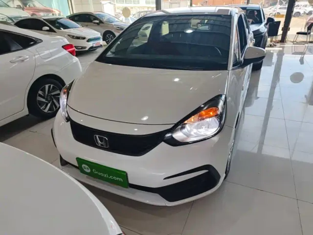Honda Fit — Фото автомобиля 2