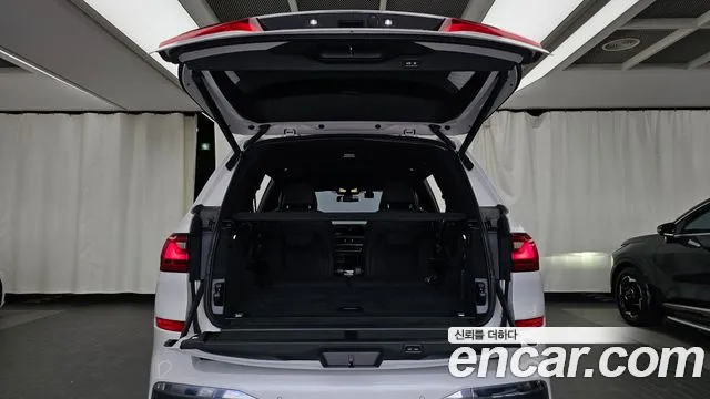 BMW X7 G07 — Фото автомобиля 25