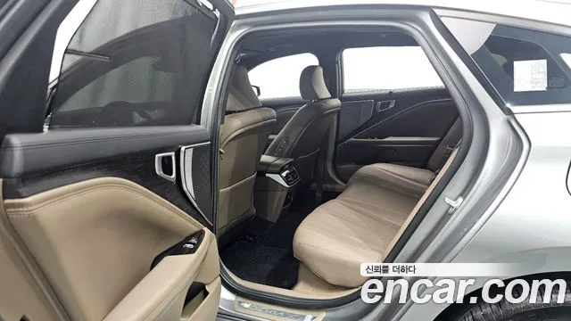 Kia K8 K8 Hybrid — Фото автомобиля 17