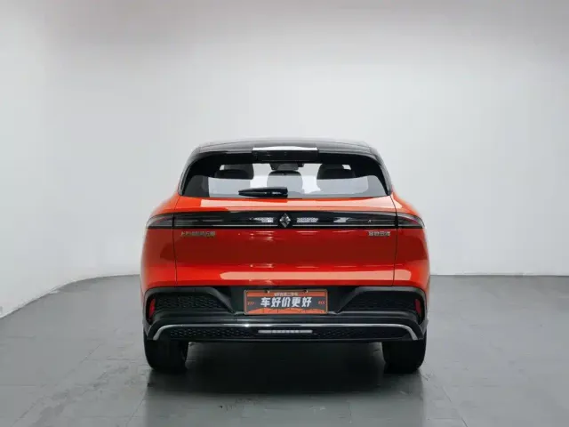 Baojun Yunhai — Фото автомобиля 4