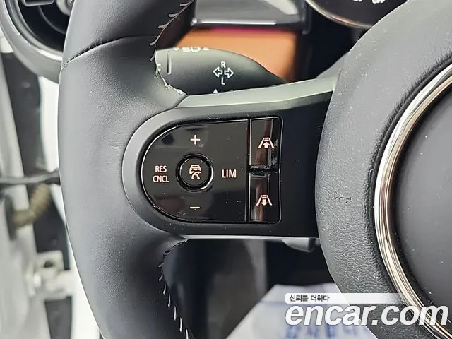 Mini Cooper — Фото автомобиля 8