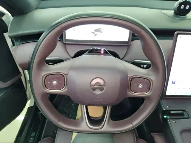 Nio ET5 Touring — Фото автомобиля 10