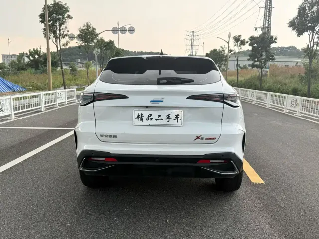 Changan X5 Plus — Фото автомобиля 5