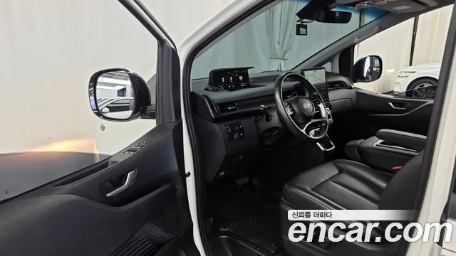 Hyundai Staria — Фото автомобиля 10