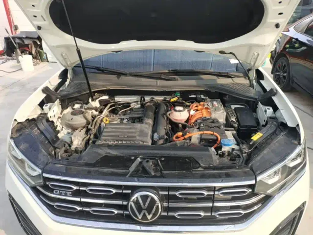 Volkswagen Tayron GTE Plug-in Hybrid — Фото автомобиля 19