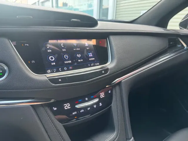 Cadillac XT5 — Фото автомобиля 11