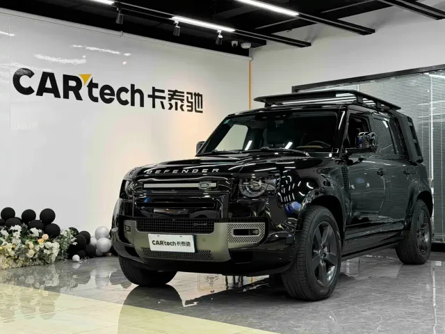 Land Rover Defender — Фото автомобиля 15