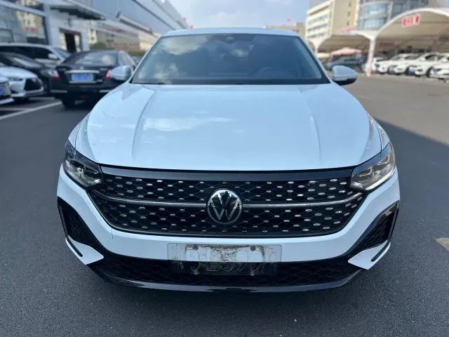Volkswagen Lavida — Фото автомобиля 2