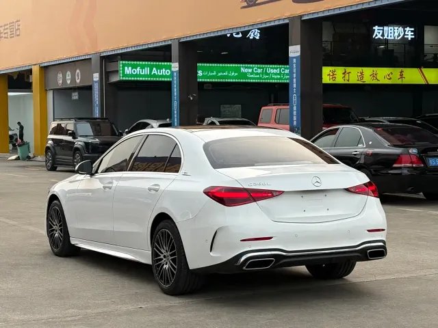 Mercedes-Benz C-Class — Фото автомобиля 19