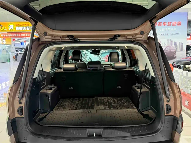 Hyundai Santa Fe — Фото автомобиля 17