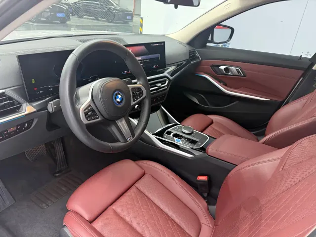BMW i3 — Фото автомобиля 5