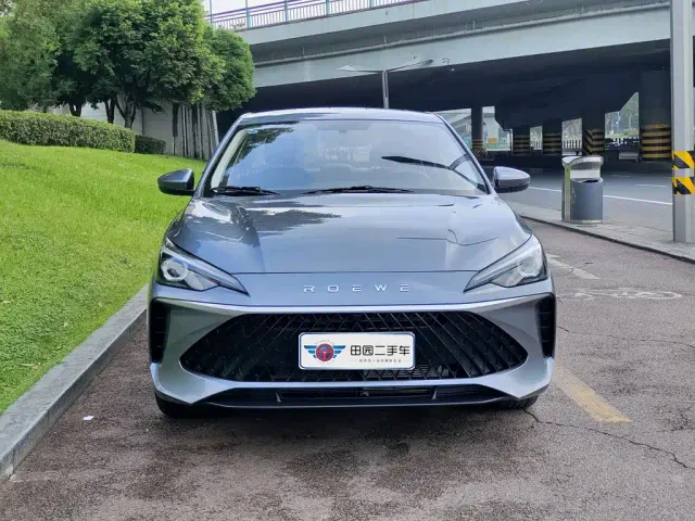 Roewe i5 — Фото автомобиля 2