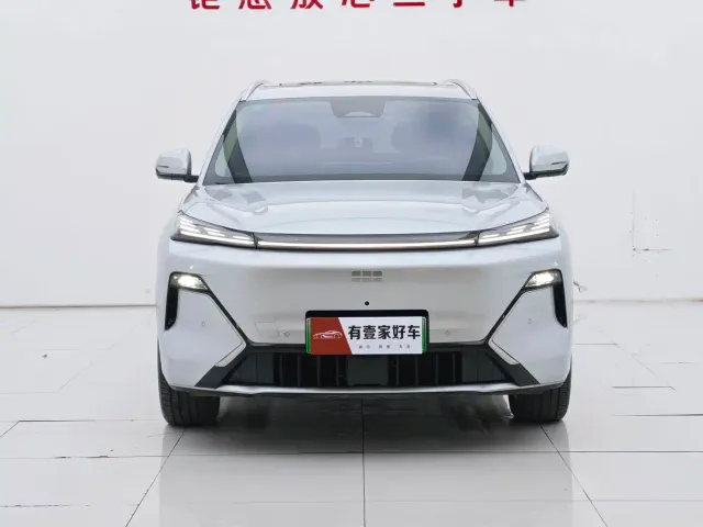 Geely Galaxy Starship 7 EM-i — Фото автомобиля 2