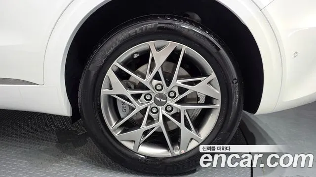 Genesis GV70 2.5T Бензин AWD — Фото автомобиля 17