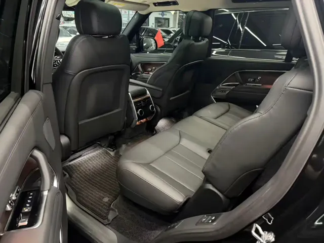 Land Rover Range Rover — Фото автомобиля 4