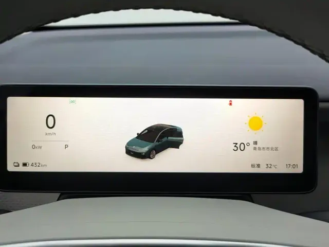Leapmotor B01 — Фото автомобиля 14